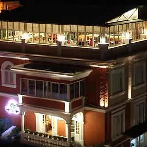 hotel-boutique-restaurant-gloria.albaniahotels.org/