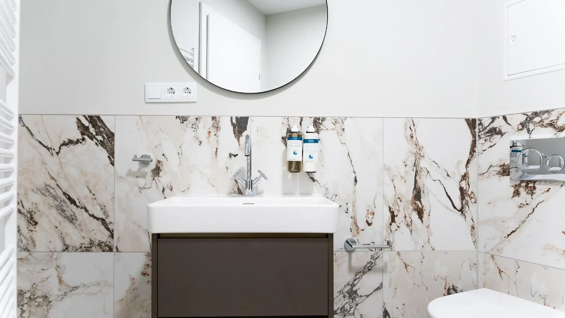 אפרטהוטל Numa Vienna Terra 4*,  אוסטריה